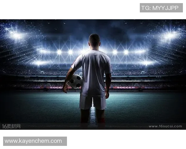 足球阿泰的传奇之路：从草根球员到世界舞台的闪耀明星